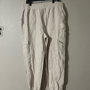 Tommy Hilfiger Cream Cargo Pants Lightweight Design